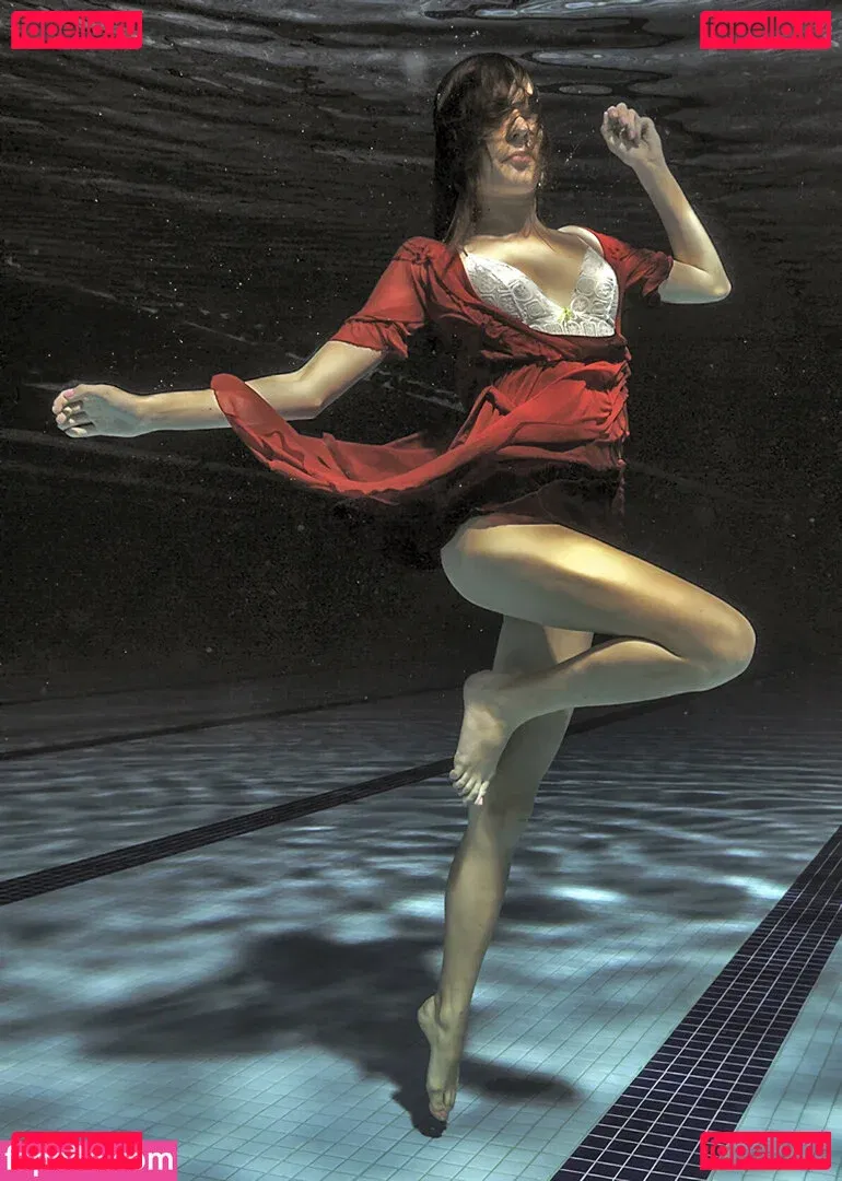 Ilgin Utin Onlyfans Photo Gallery 