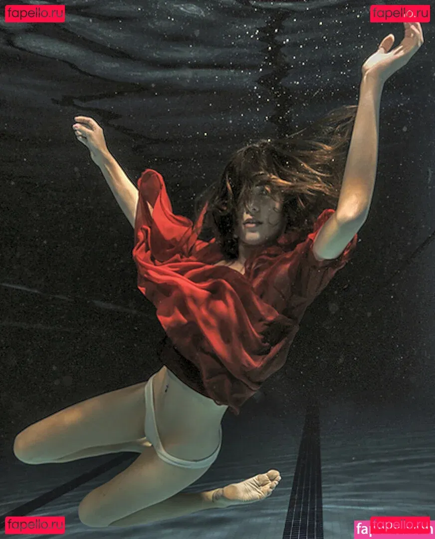 Ilgin Utin Onlyfans Photo Gallery 