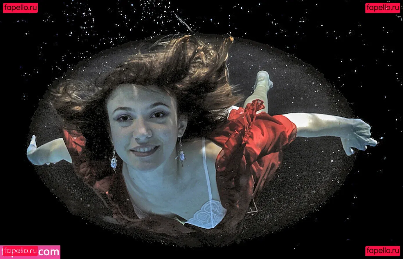 Ilgin Utin Onlyfans Photo Gallery 