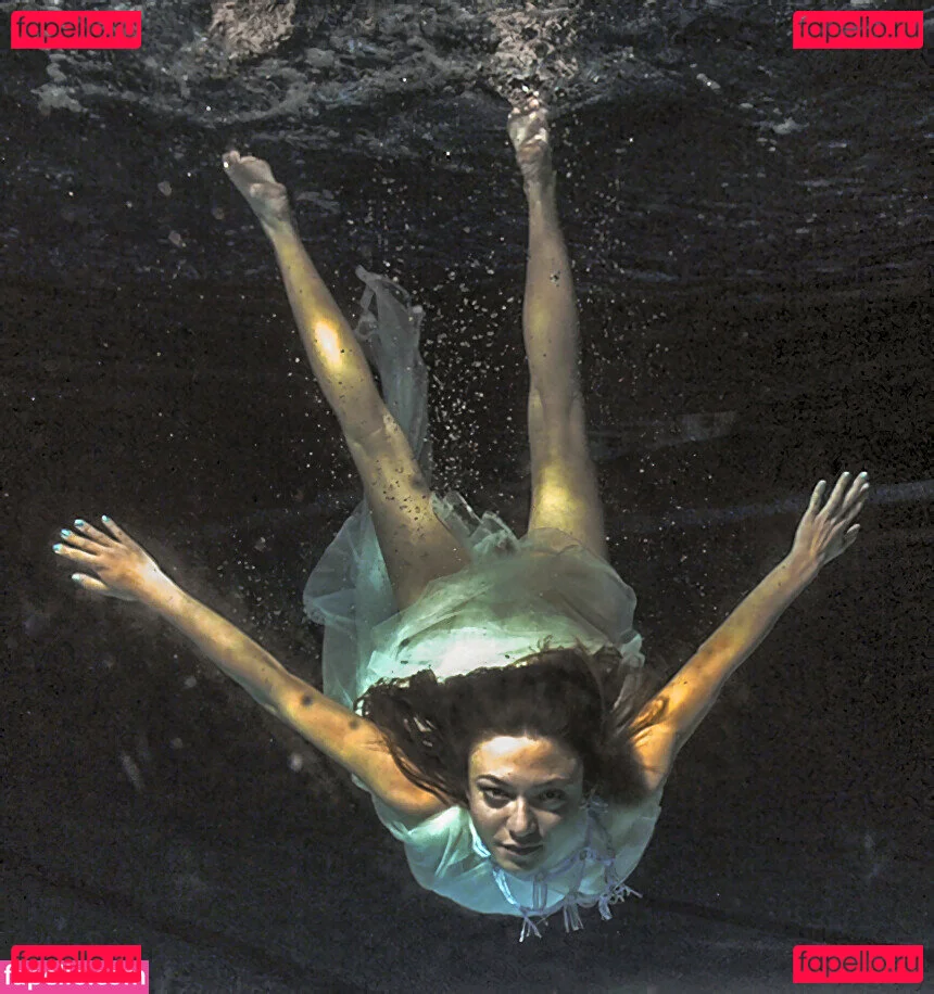 Ilgin Utin Onlyfans Photo Gallery 