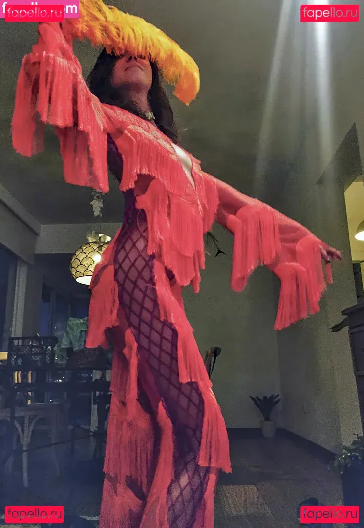 Ilgin Utin Onlyfans Photo Gallery 