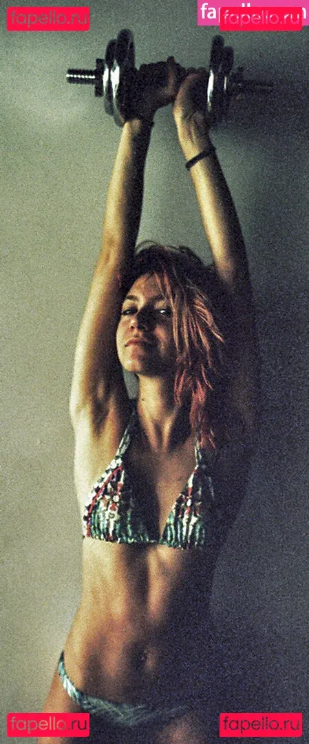 Ilgin Utin Onlyfans Photo Gallery 