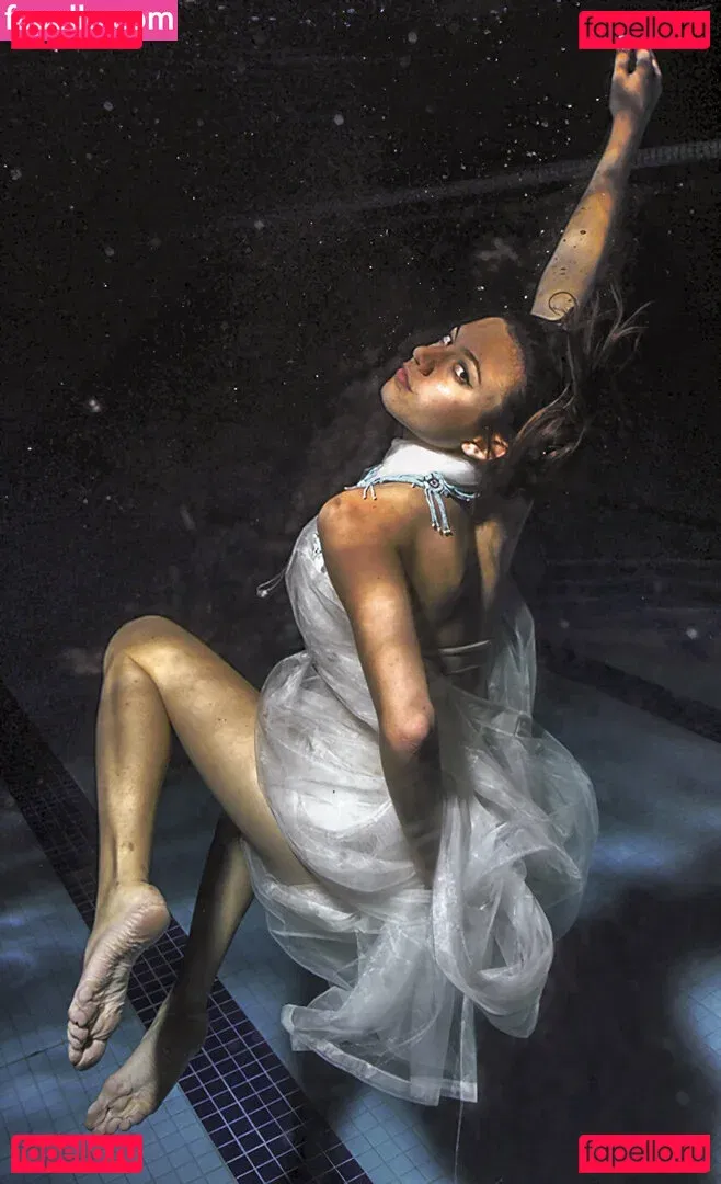 Ilgin Utin Onlyfans Photo Gallery 