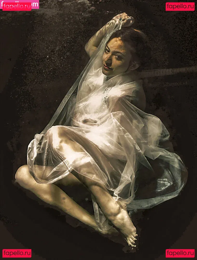 Ilgin Utin Onlyfans Photo Gallery 