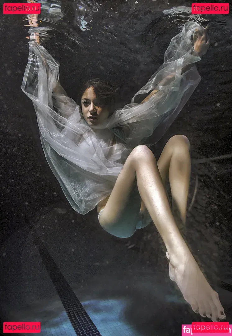 Ilgin Utin Onlyfans Photo Gallery 