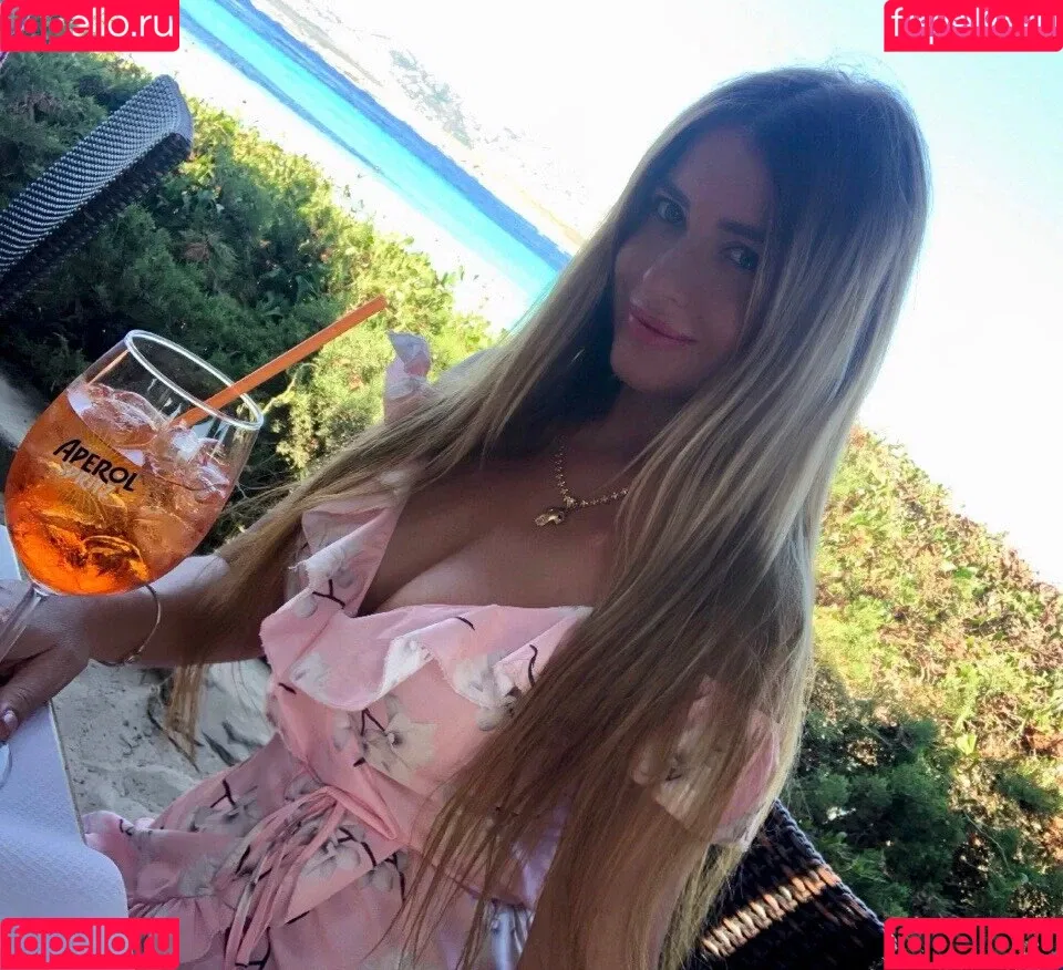 Anna Ilyasova Onlyfans Photo Gallery 