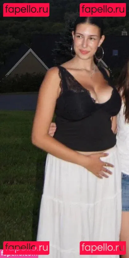 Leilani Azalea Onlyfans Photo Gallery 