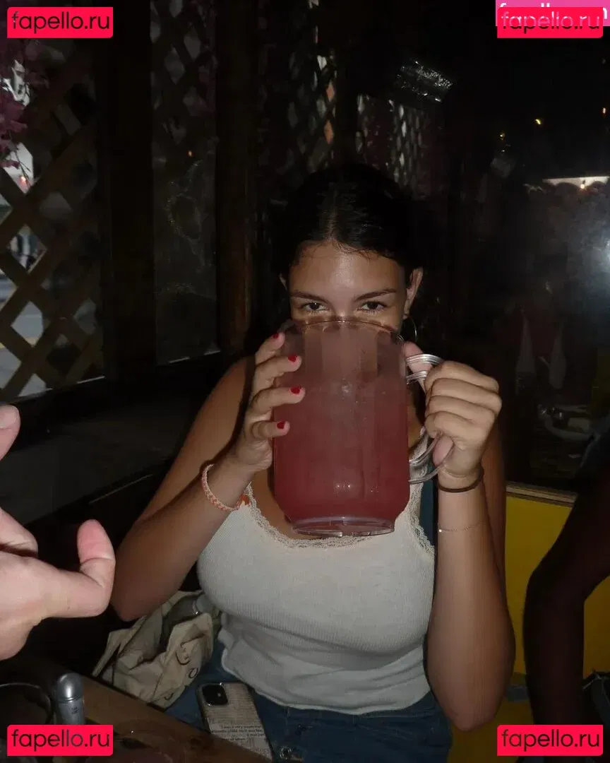 Leilani Azalea Onlyfans Photo Gallery 