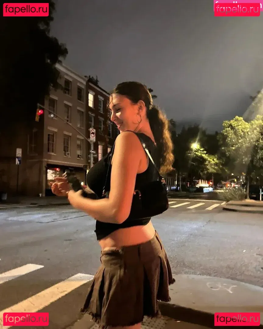 Leilani Azalea Onlyfans Photo Gallery 