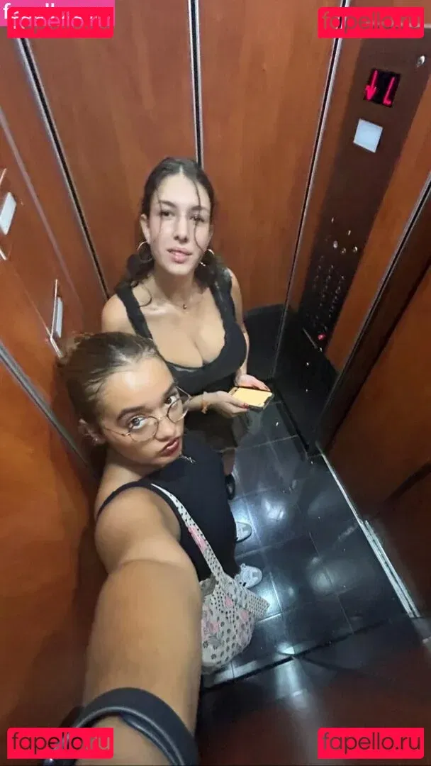 Leilani Azalea Onlyfans Photo Gallery 