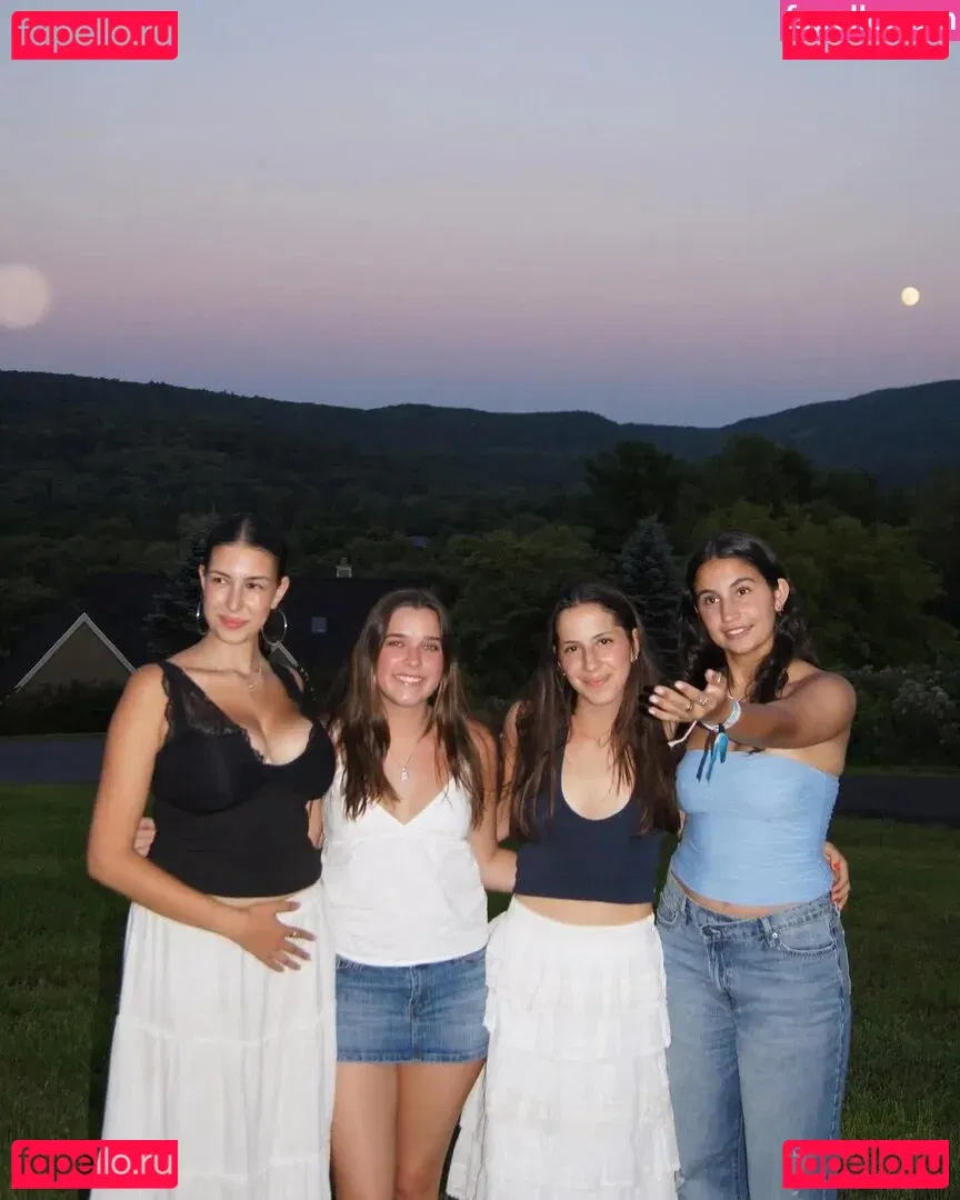 Leilani Azalea Onlyfans Photo Gallery 