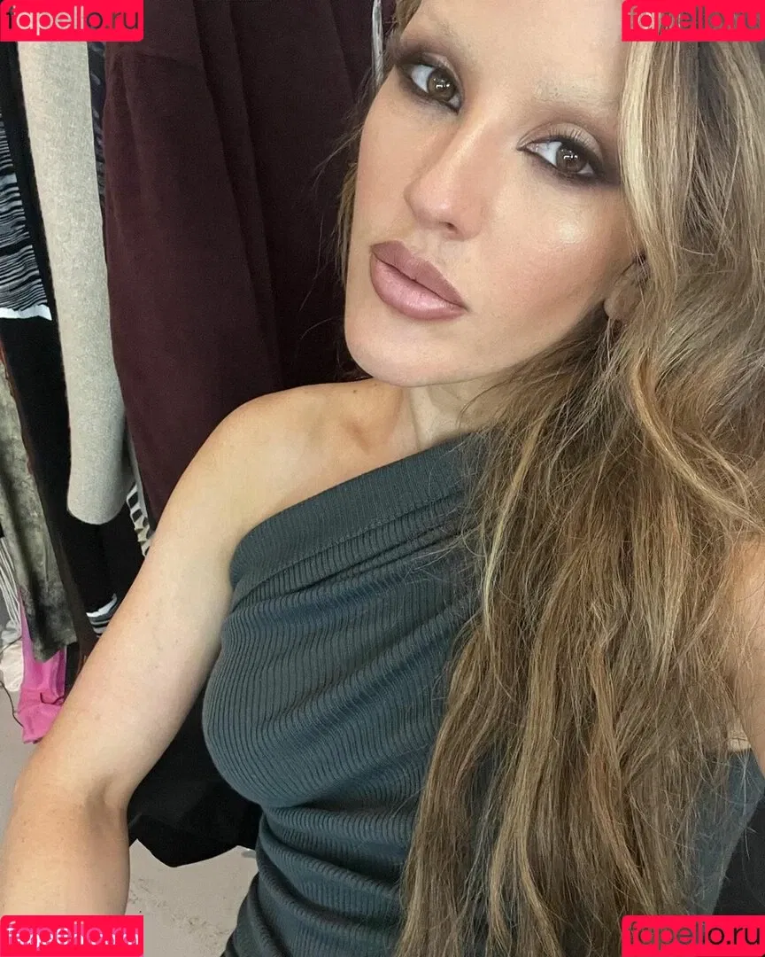 Ellie Goulding Onlyfans Photo Gallery 