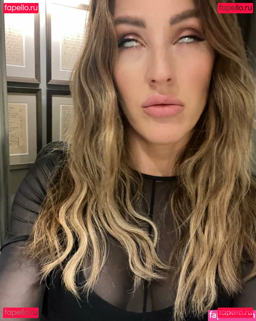 Ellie Goulding Onlyfans Photo Gallery 