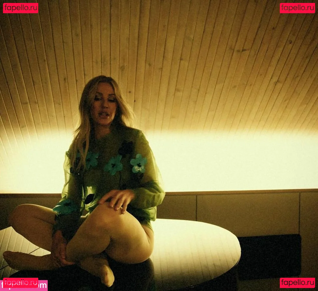 Ellie Goulding Onlyfans Photo Gallery 