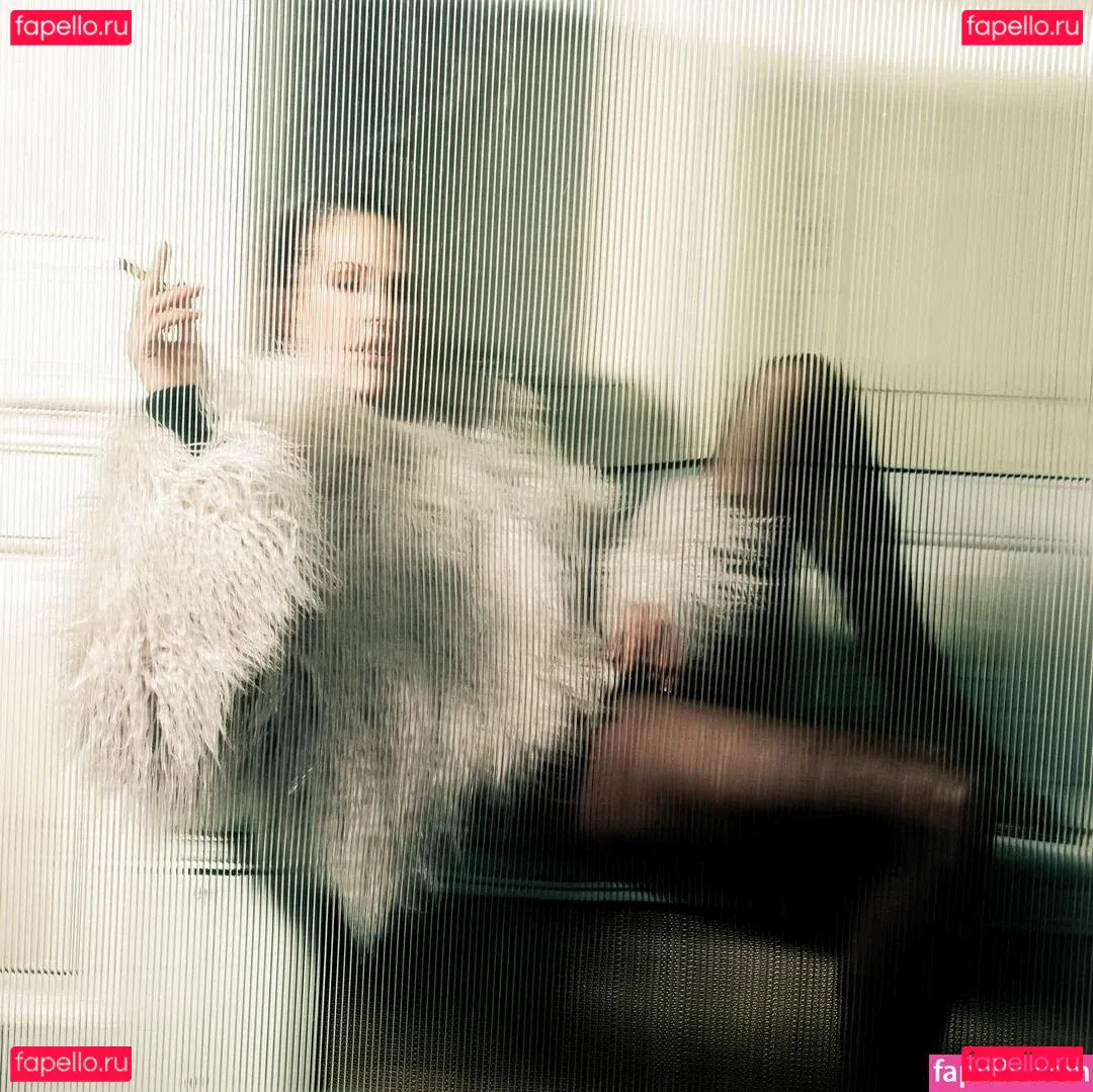 Ellie Goulding Onlyfans Photo Gallery 