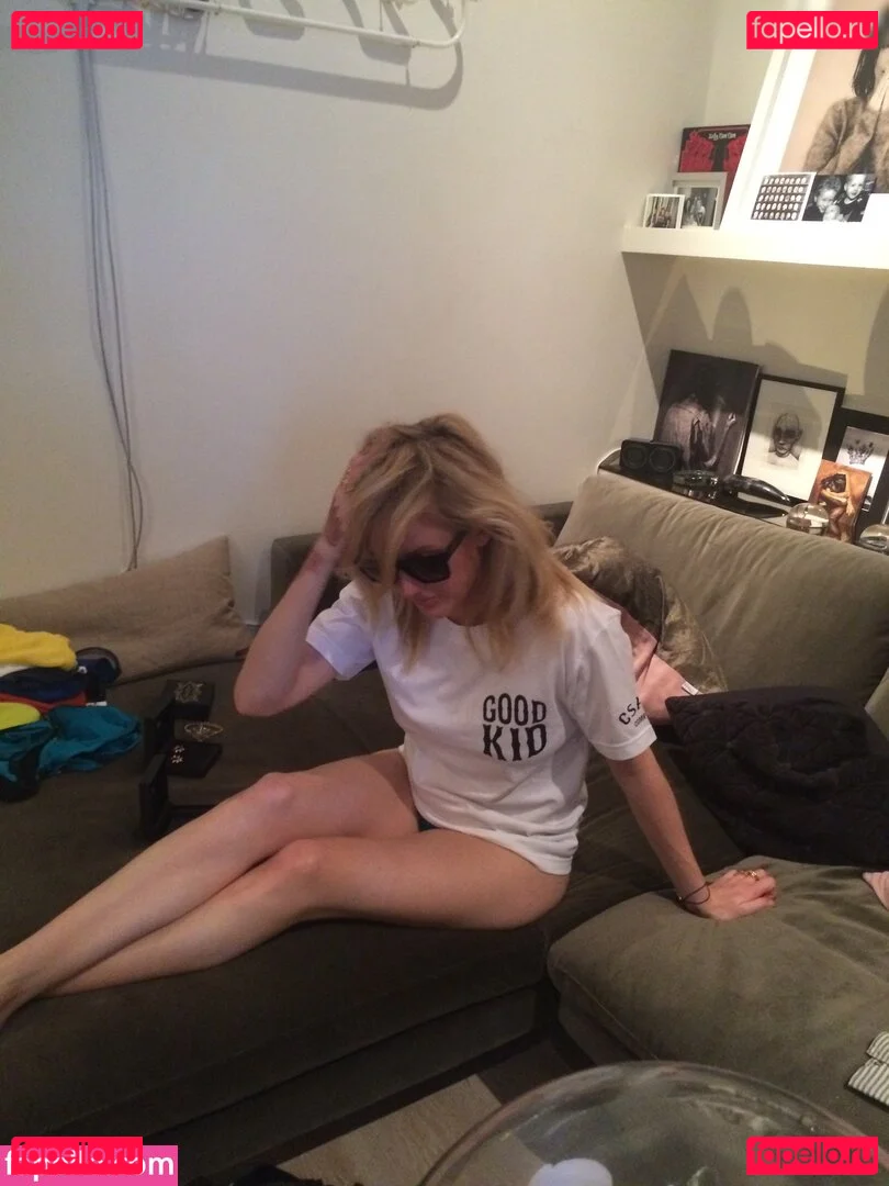 Ellie Goulding Onlyfans Photo Gallery 