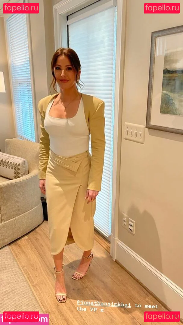 Ellie Goulding Onlyfans Photo Gallery 