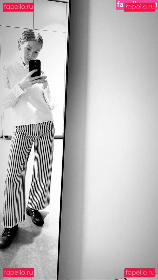 Ellie Goulding Onlyfans Photo Gallery 