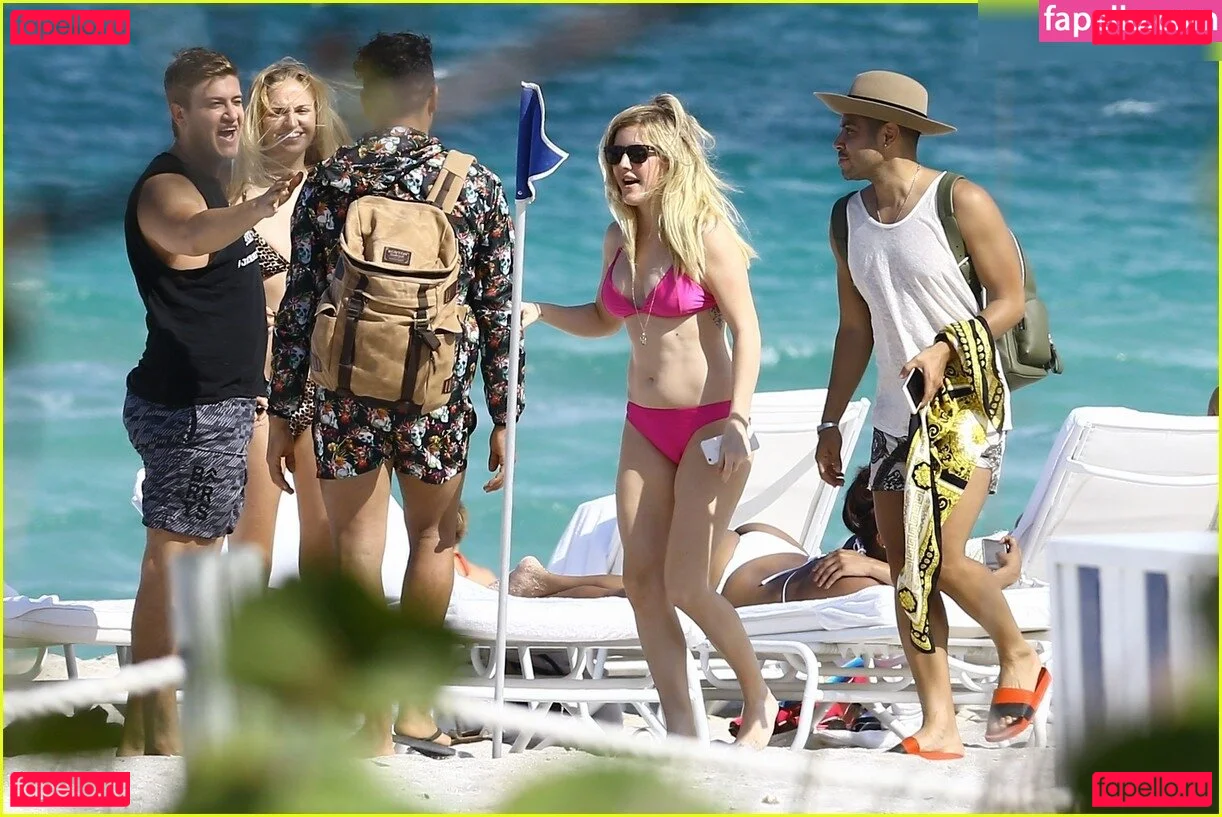 Ellie Goulding Onlyfans Photo Gallery 