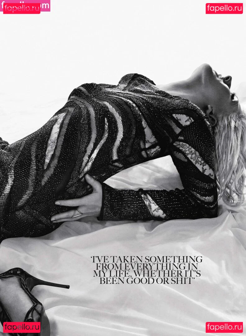 Ellie Goulding Onlyfans Photo Gallery 