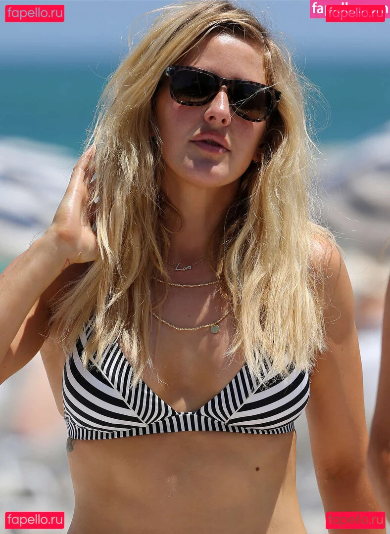 Ellie Goulding Onlyfans Photo Gallery 
