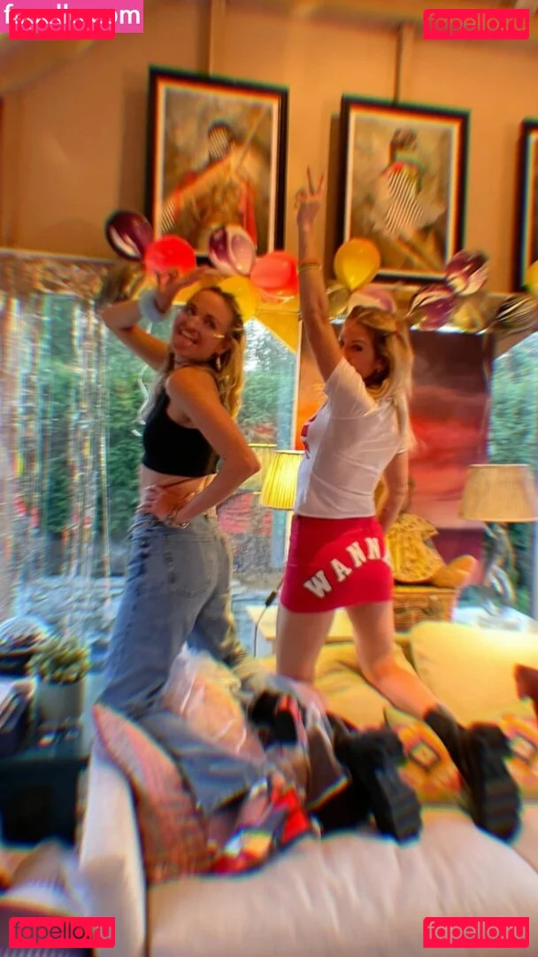 Ellie Goulding Onlyfans Photo Gallery 