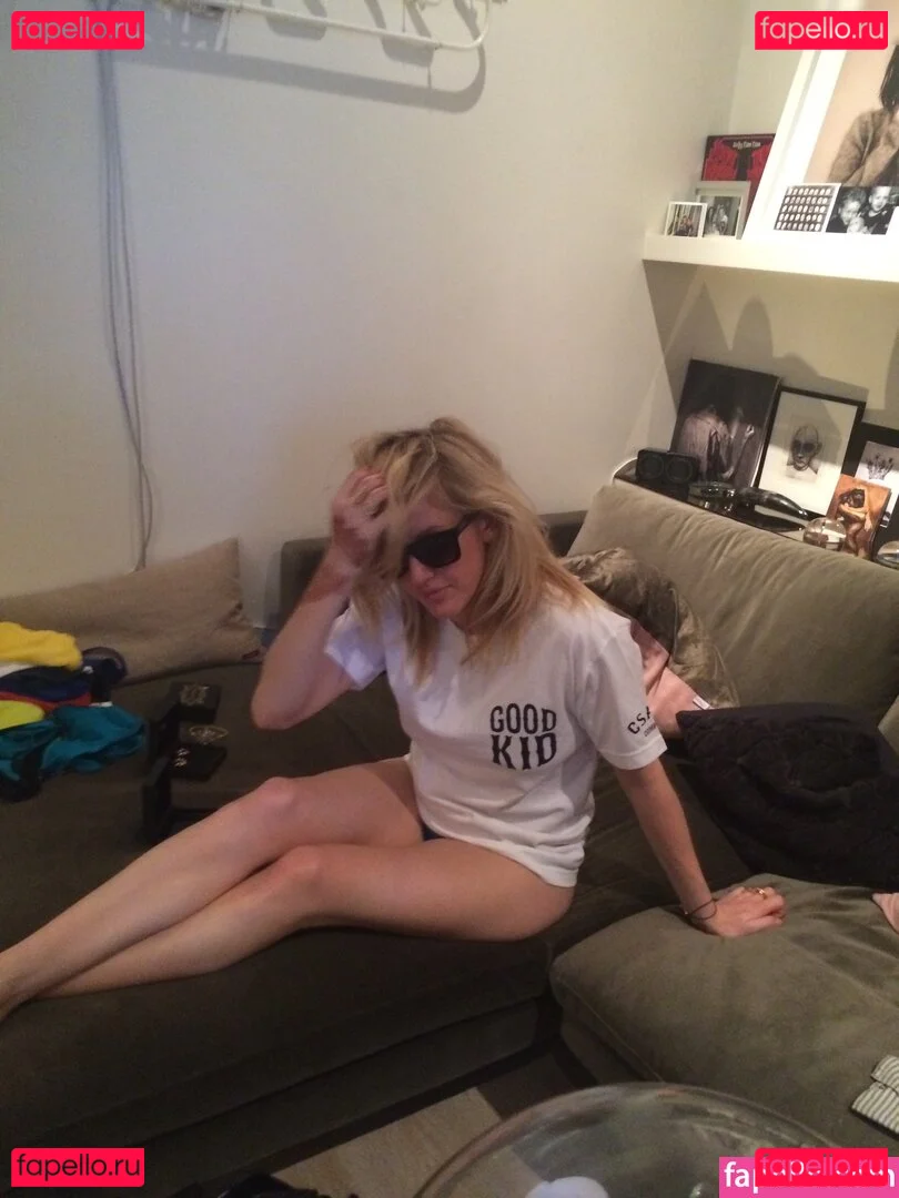 Ellie Goulding Onlyfans Photo Gallery 