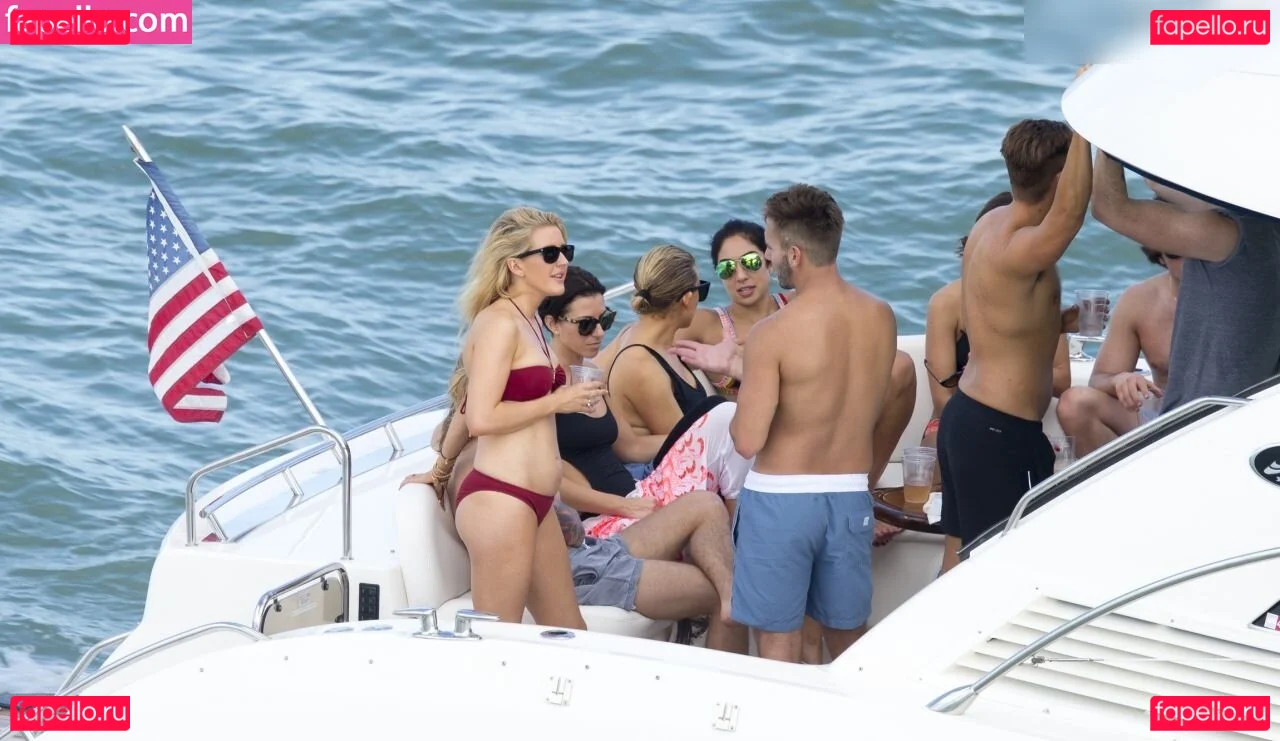 Ellie Goulding Onlyfans Photo Gallery 