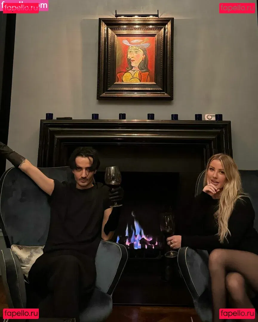 Ellie Goulding Onlyfans Photo Gallery 