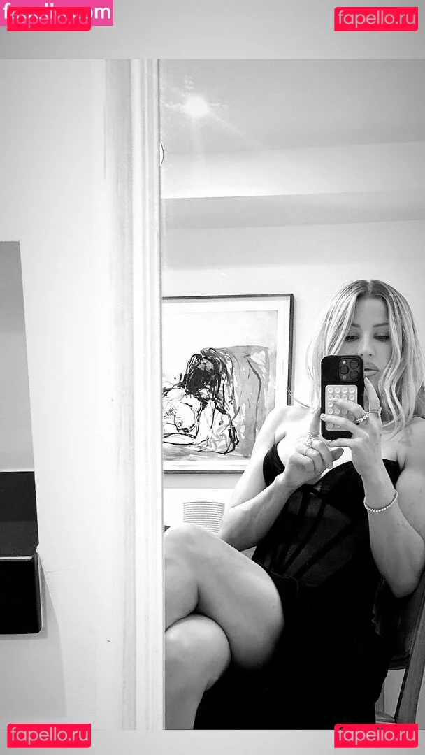 Ellie Goulding Onlyfans Photo Gallery 