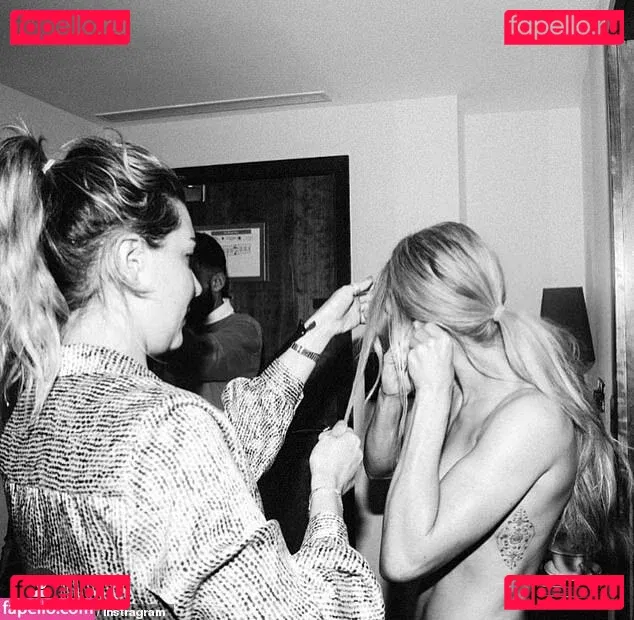 Ellie Goulding Onlyfans Photo Gallery 