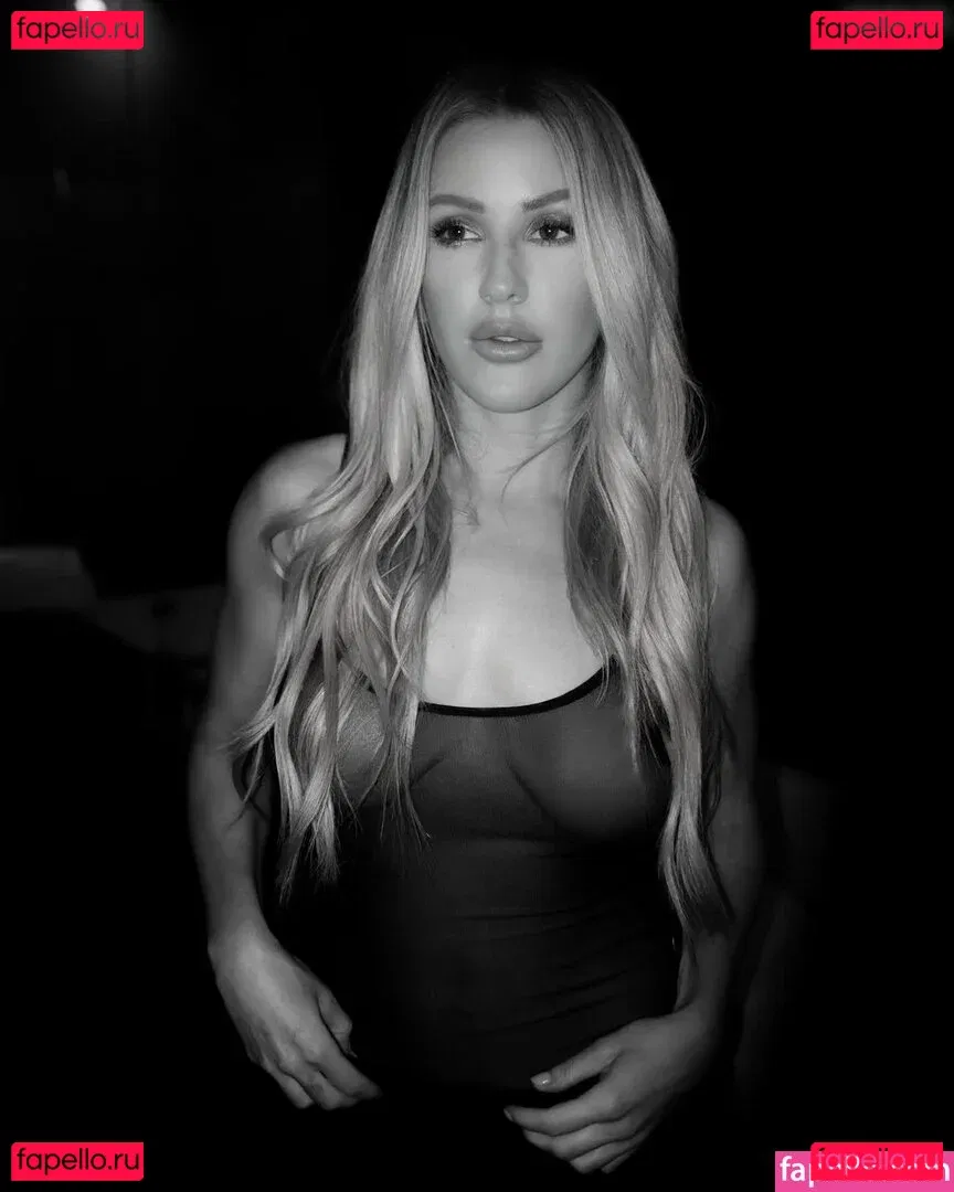 Ellie Goulding Onlyfans Photo Gallery 
