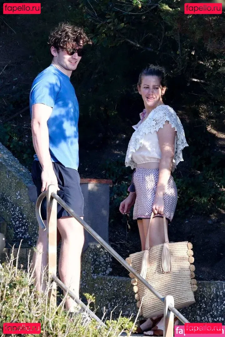 Ellie Goulding Onlyfans Photo Gallery 