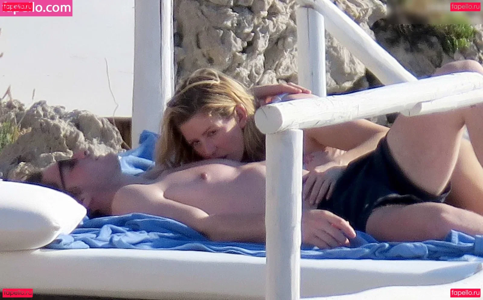 Ellie Goulding Onlyfans Photo Gallery 