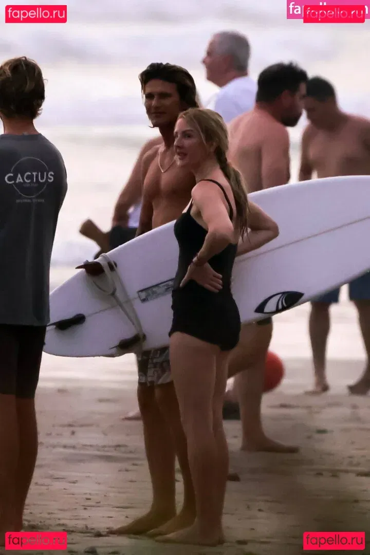 Ellie Goulding Onlyfans Photo Gallery 