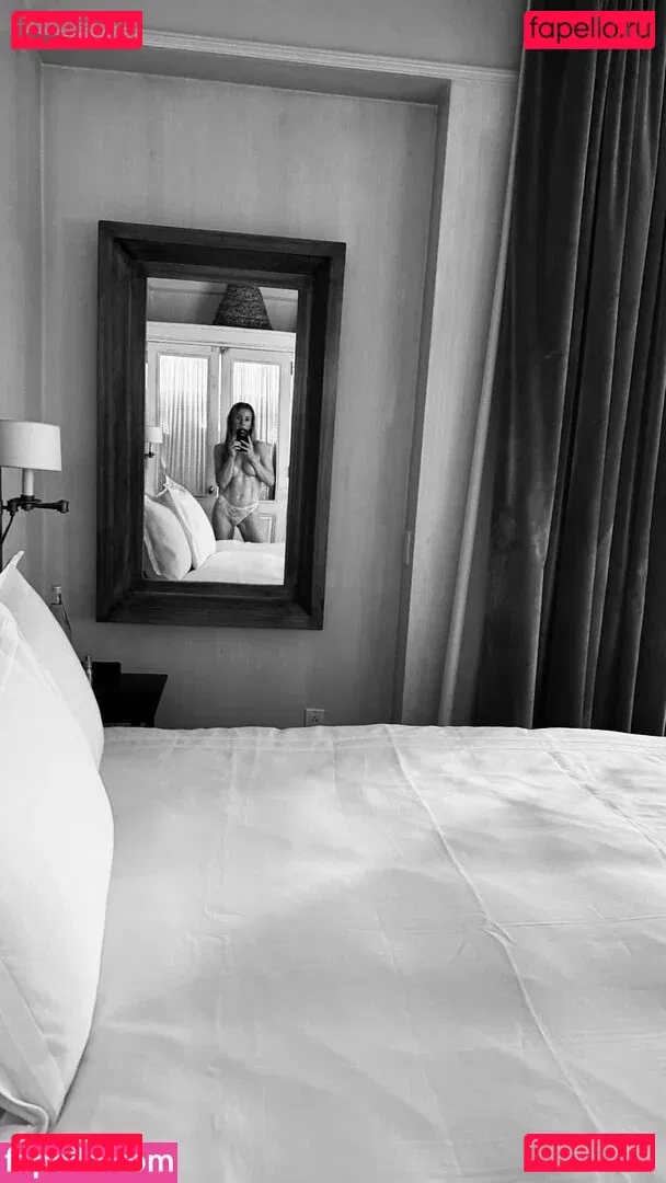 Ellie Goulding Onlyfans Photo Gallery 