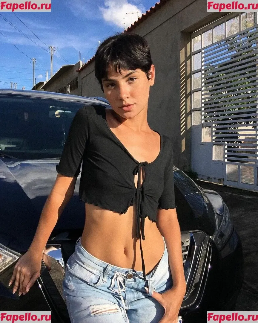 Isis Rodrigues Onlyfans Photo Gallery 