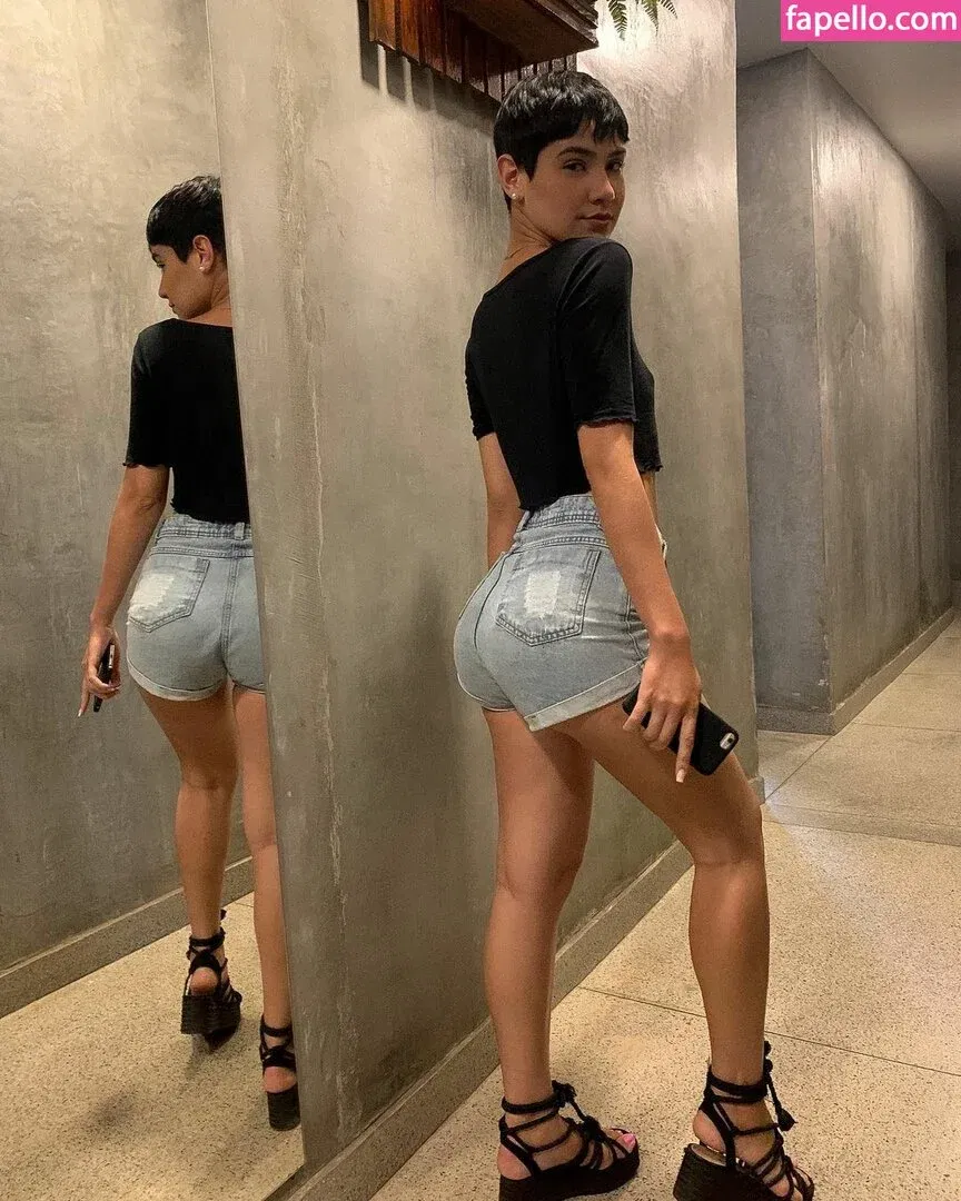 Isis Rodrigues Onlyfans Photo Gallery 