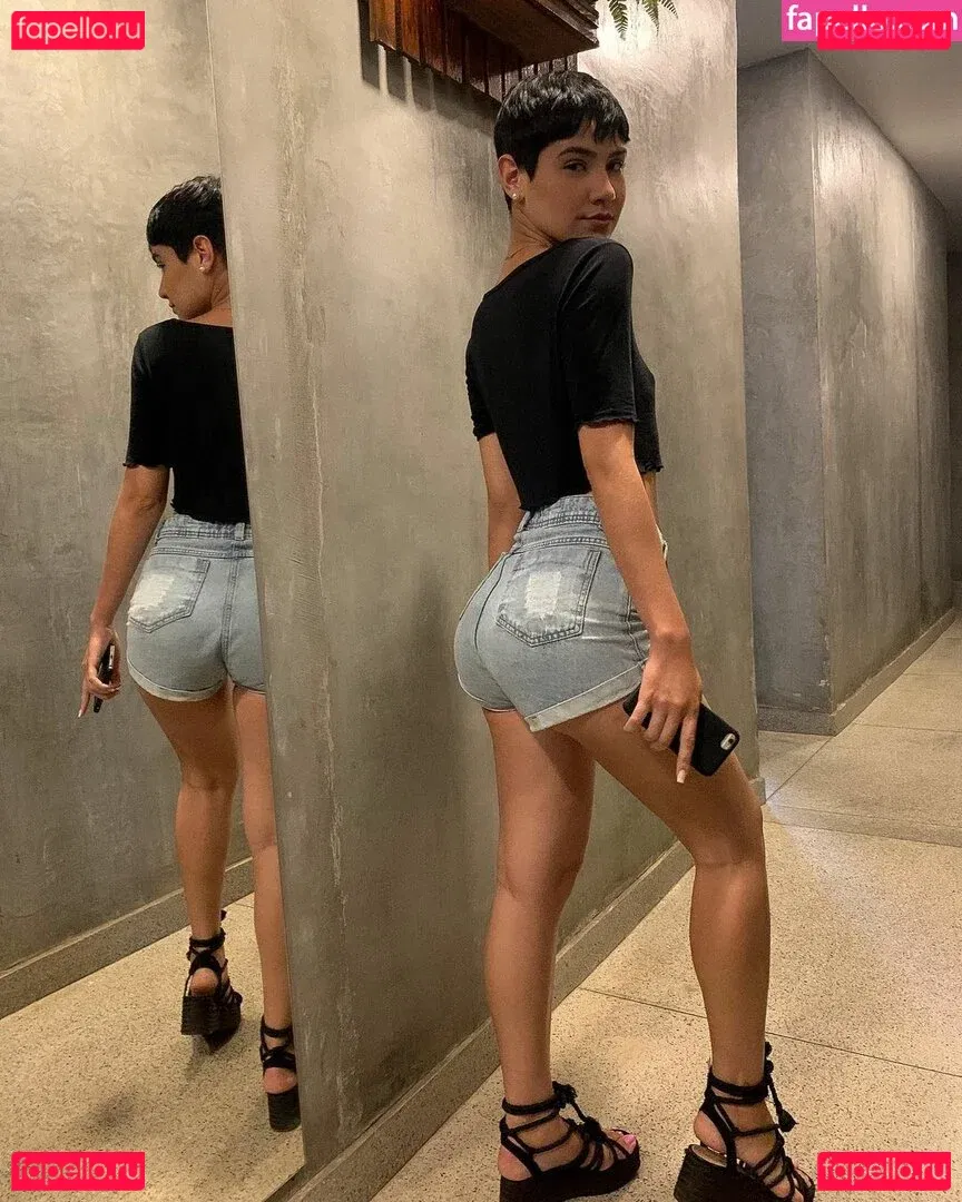 Isis Rodrigues Onlyfans Photo Gallery 