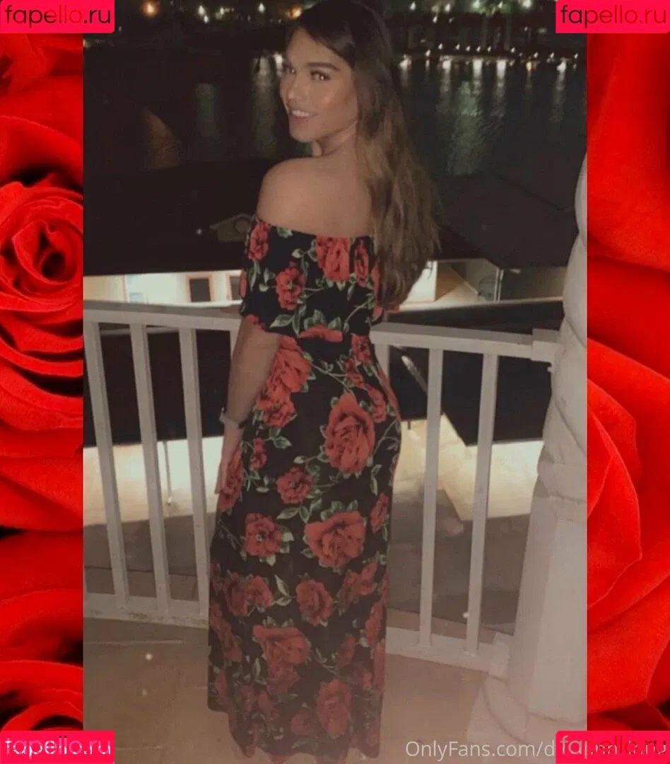 arielllll Onlyfans Photo Gallery 