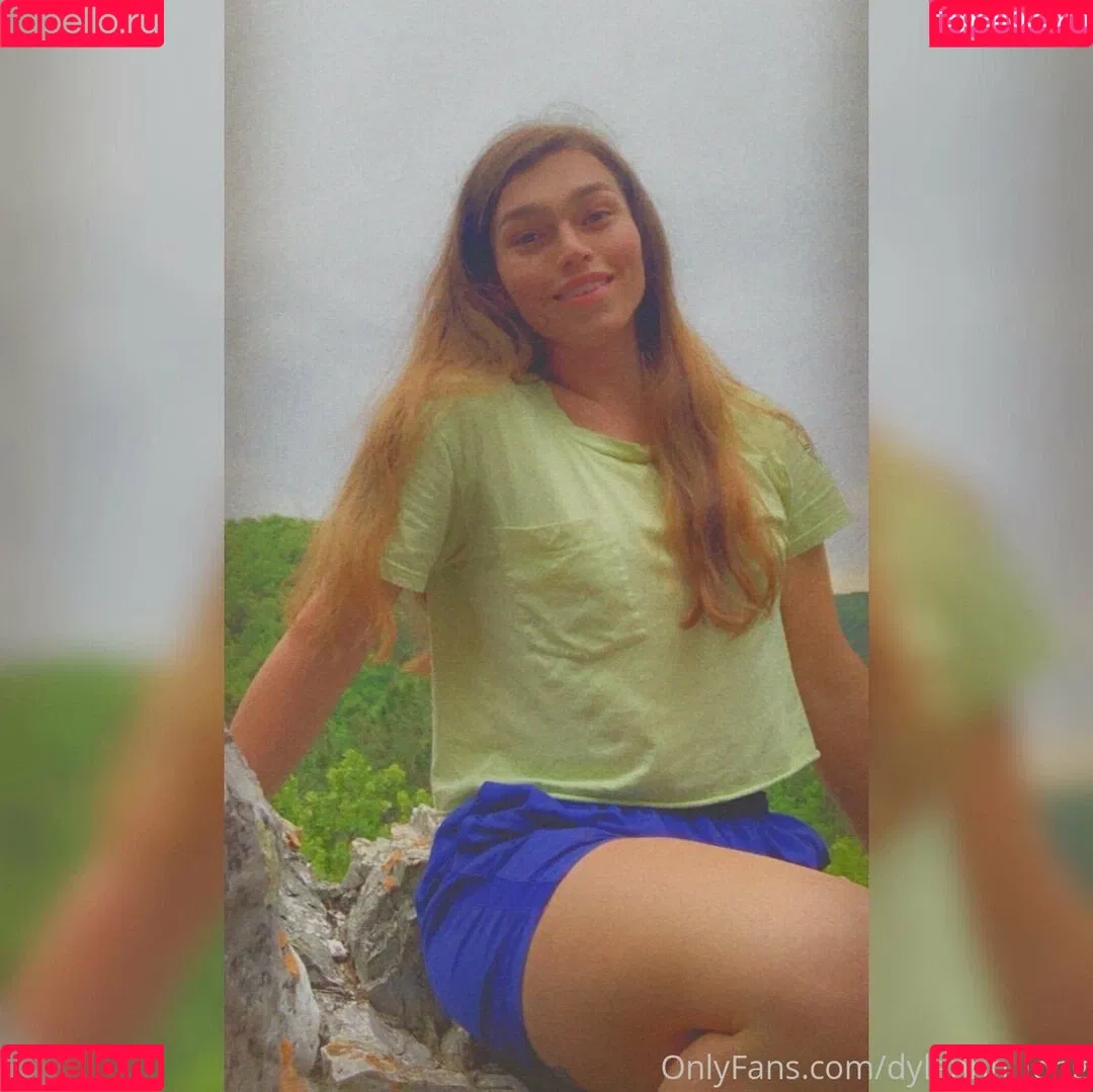 arielllll Onlyfans Photo Gallery 