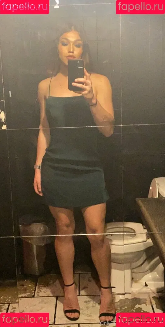 arielllll Onlyfans Photo Gallery 