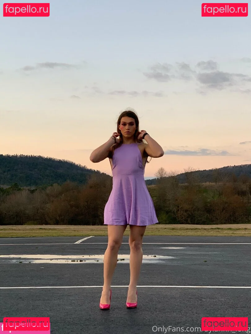 arielllll Onlyfans Photo Gallery 