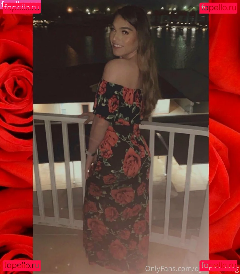 arielllll Onlyfans Photo Gallery 