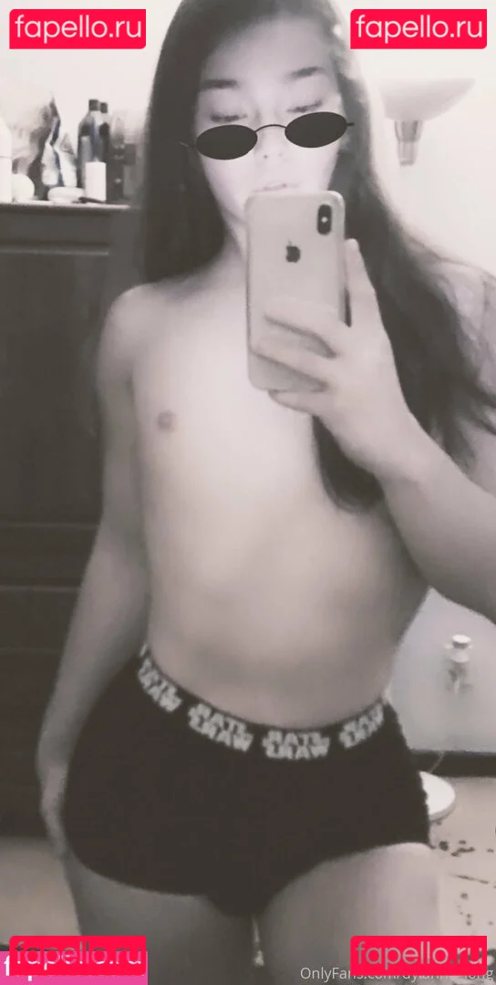 arielllll Onlyfans Photo Gallery 