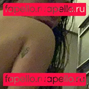 arielllll Onlyfans Photo Gallery 