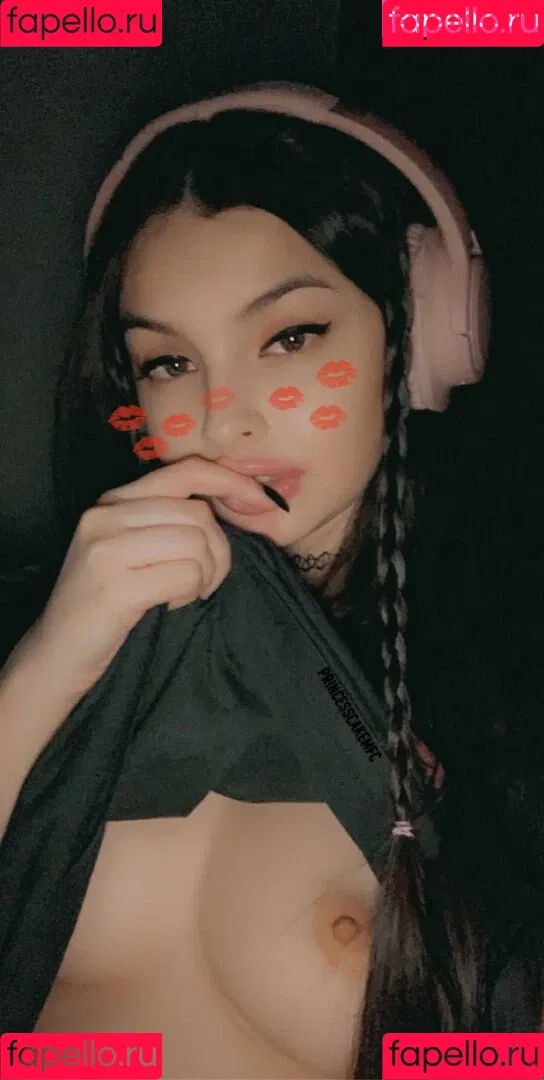 VantaBee Onlyfans Photo Gallery 