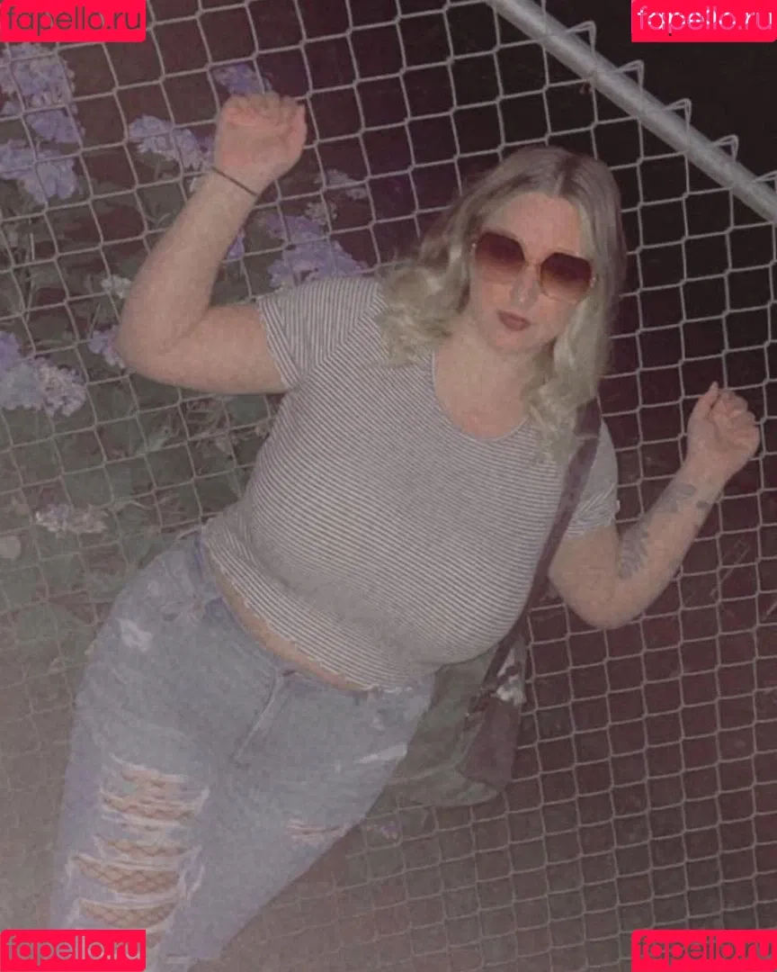 hazelmay38j Onlyfans Photo Gallery 