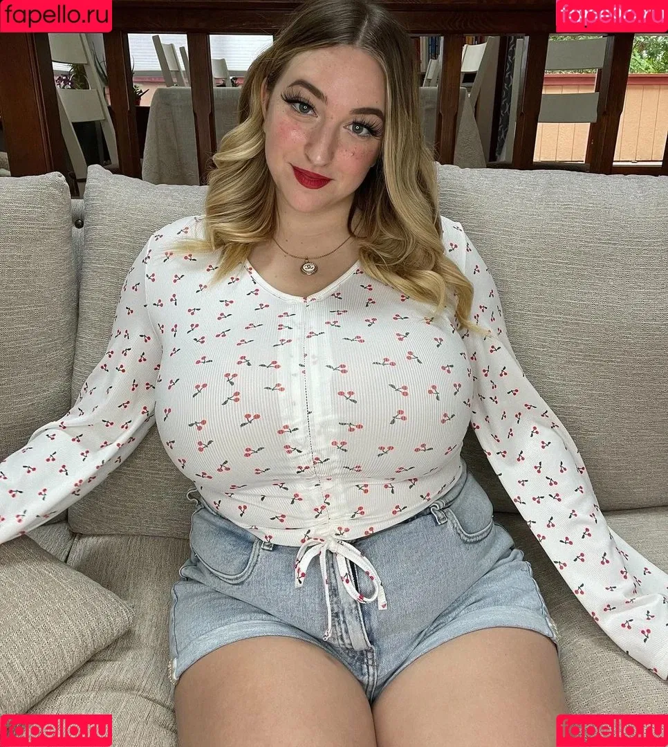 hazelmay38j Onlyfans Photo Gallery 
