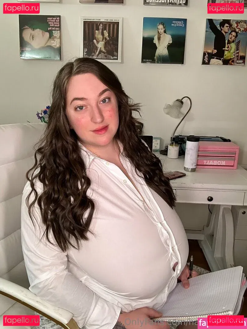 hazelmay38j Onlyfans Photo Gallery 